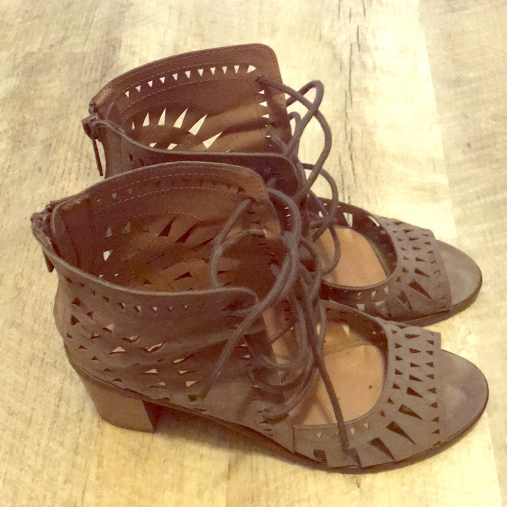 Sandals size 6.5